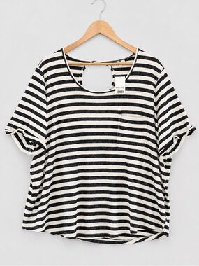 🎉5 for $45🎉  NWT Cato top blouse shirt size 26W/28W